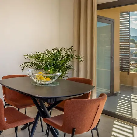 Casa Catalina Charme Contemporain A Lile-rousse * L'Ile-Rousse (Corsica)