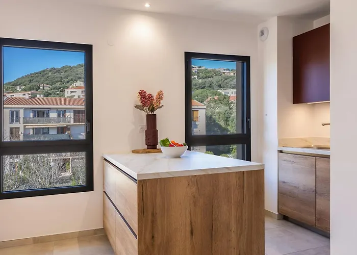 Casa Catalina Charme Contemporain A Lile-rousse LʼÎle-Rousse